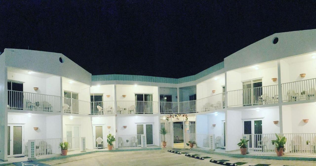 לאחאס Nautilus By La Jamaca Hotels-Downtown La Parguera מראה חיצוני תמונה