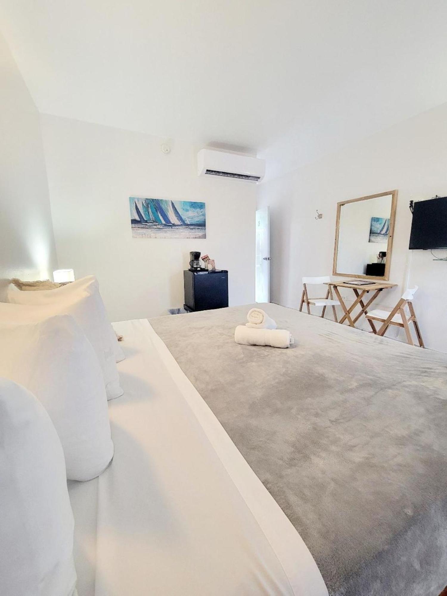 לאחאס Nautilus By La Jamaca Hotels-Downtown La Parguera מראה חיצוני תמונה